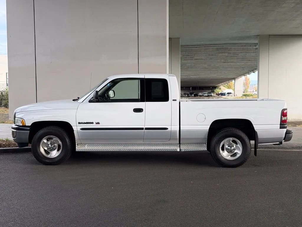 Used 2001 Dodge Ram 1500 Truck 2WD Quad Cab image 5