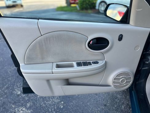 Used 2005 Saturn ION Level 2 w/ Power Pkg image 10