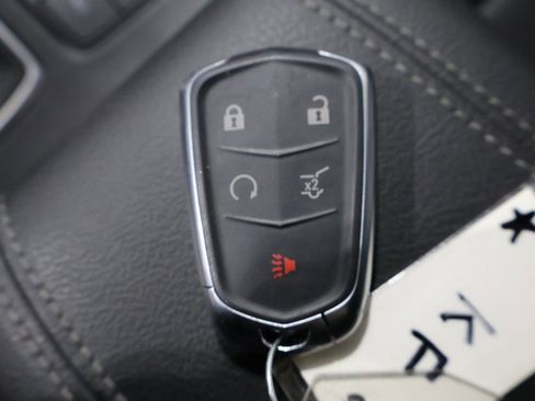 Used 2019 Cadillac XT4 Premium Luxury image 29