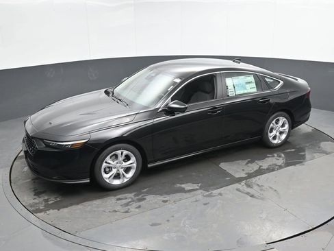 New 2026 Honda Accord LX image 34