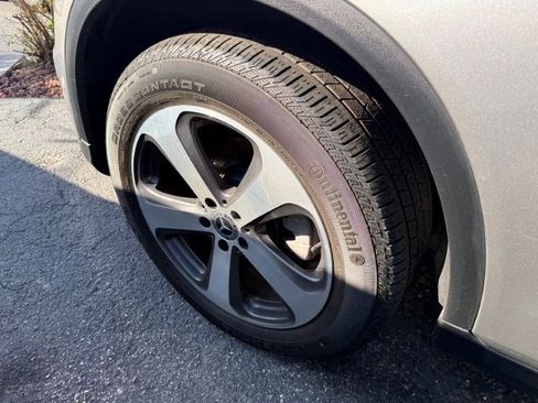 Used 2021 Mercedes-Benz GLC 300 4MATIC Coupe image 7