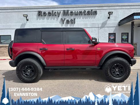 Used 2025 Ford Bronco Badlands AWD/4WD image 2