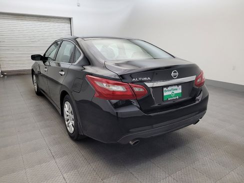 Used 2018 Nissan Altima 2.5 S w/ S Convenience Package FWD image 5