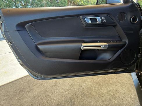 Used 2018 Ford Mustang GT w/ GT Performance Package image 8