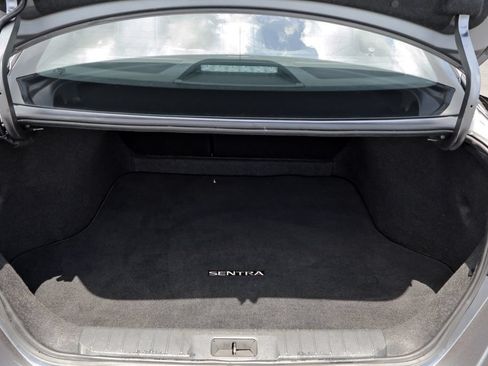 Used 2024 Nissan Sentra SV FWD image 24