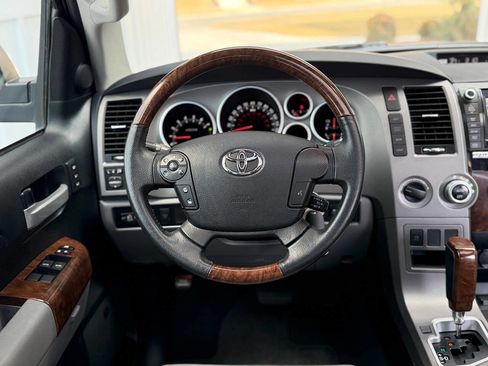 Used 2012 Toyota Tundra Limited w/ Platinum Pkg image 51