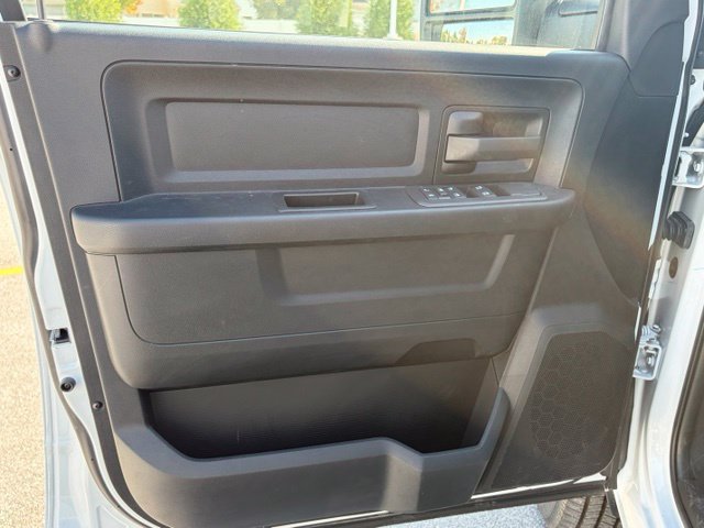 New 2026 RAM 3500 Tradesman w/ Commercial Features Package AWD/4WD image 33