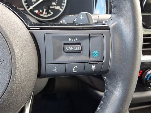 Used 2024 Nissan Pathfinder SL w/ SL Premium Package image 24