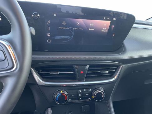 Used 2024 Buick Encore GX Preferred w/ Comfort Package image 19