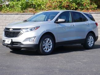 Used 2021 Chevrolet Equinox LS w/ LS Convenience Package image 1