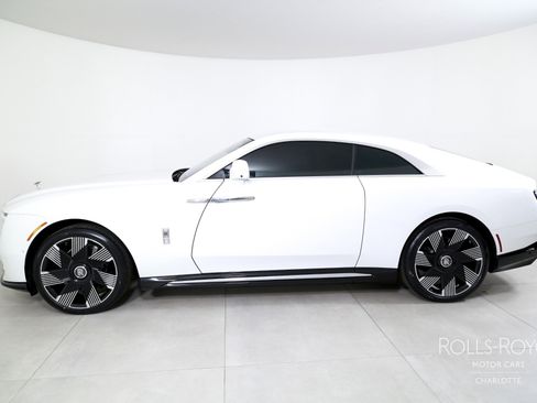 Certified 2024 Rolls-Royce Spectre w/ Spectre Launch Package AWD/4WD image 3
