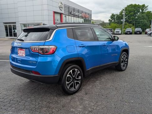 Used 2024 Jeep Compass Limited AWD/4WD image 3