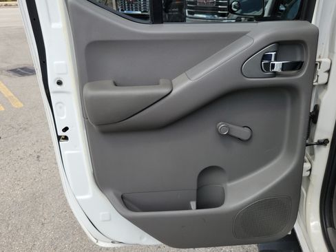Used 2012 Nissan Frontier S RWD image 20