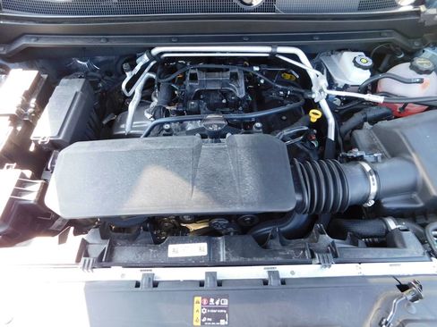 Used 2026 Chevrolet Colorado Z71 AWD/4WD image 40