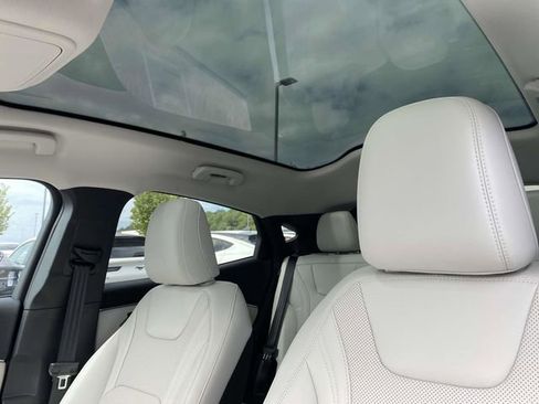 New 2025 Ford Mustang Mach-E Premium image 12