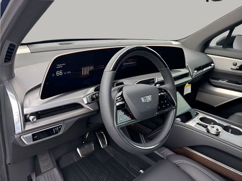 New 2026 Cadillac Vistiq Sport w/ LPO, Floor Liner Package image 16