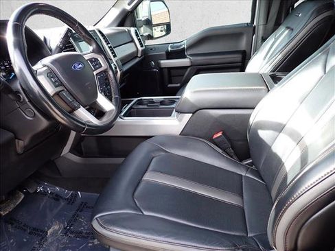 Used 2021 Ford F350 Platinum image 12