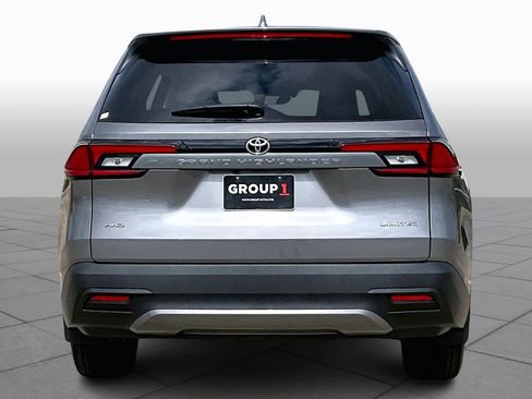 Used 2026 Toyota Grand Highlander Limited image 5