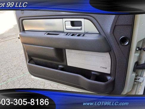 Used 2013 Ford F150 Raptor w/ Luxury Equipment Group image 26