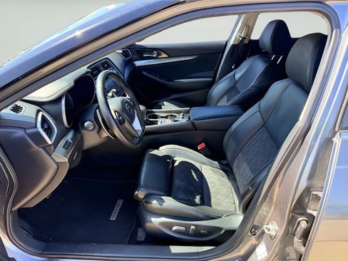 Used 2016 Nissan Maxima SR FWD image 7
