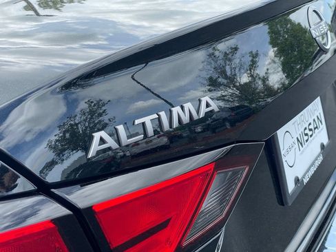 Certified 2024 Nissan Altima 2.5 SV AWD/4WD image 28