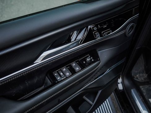 New 2026 Jeep Grand Wagoneer L Summit AWD/4WD image 22