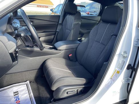 Used 2024 Honda Accord Sport image 14