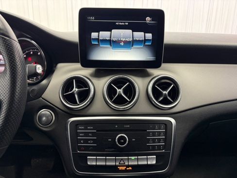 Used 2019 Mercedes-Benz CLA 250 4MATIC w/ Multimedia Package image 28