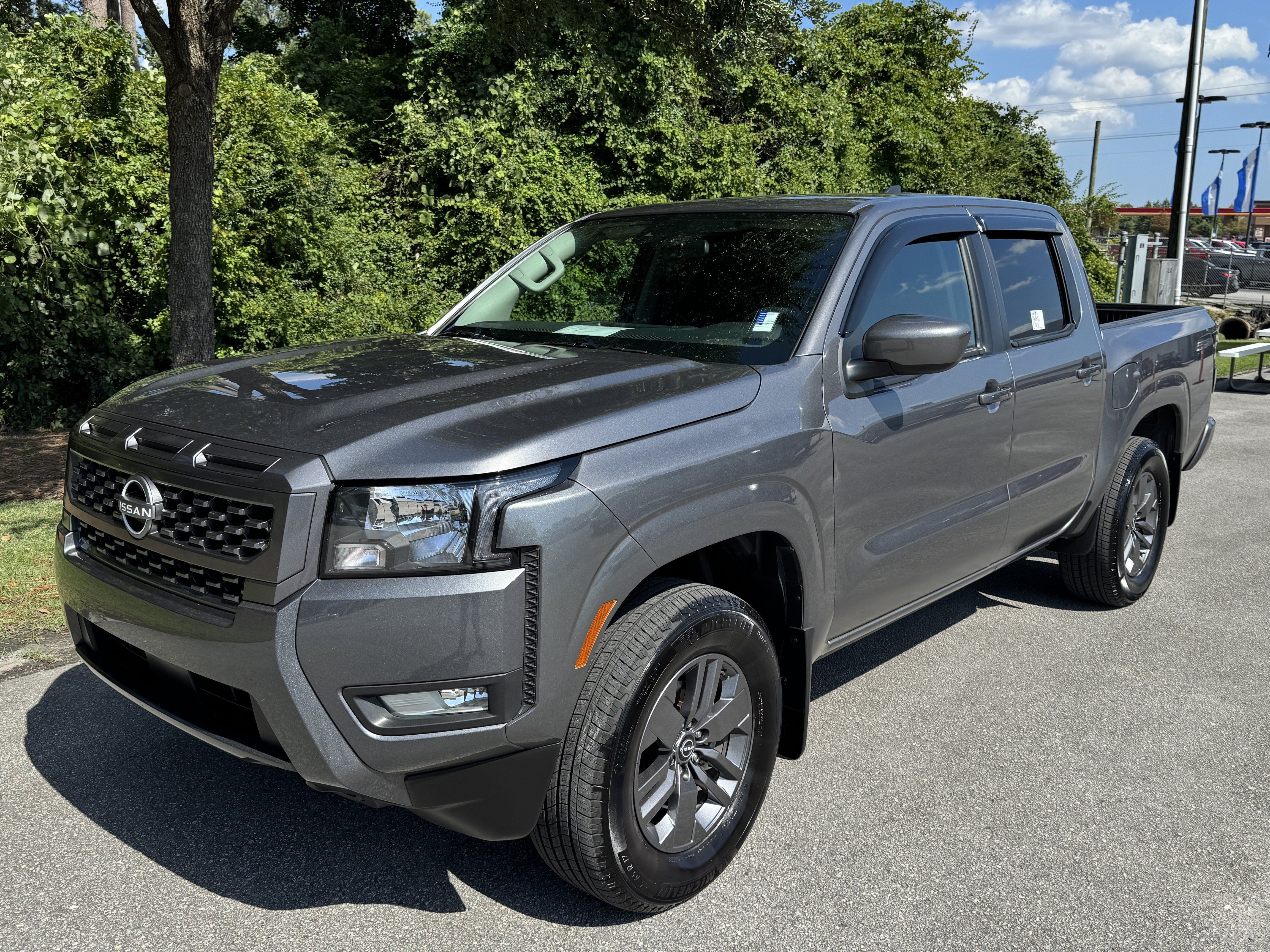 Used 2025 Nissan Frontier SV w/ SV Convenience Package AWD/4WD image 39