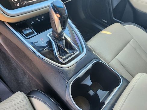 Used 2020 Subaru Outback Limited w/ Popular Package #2 image 28