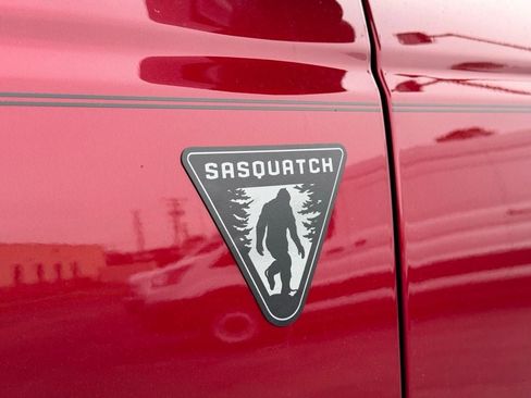 New 2025 Ford Bronco Base w/ Sasquatch Package image 6