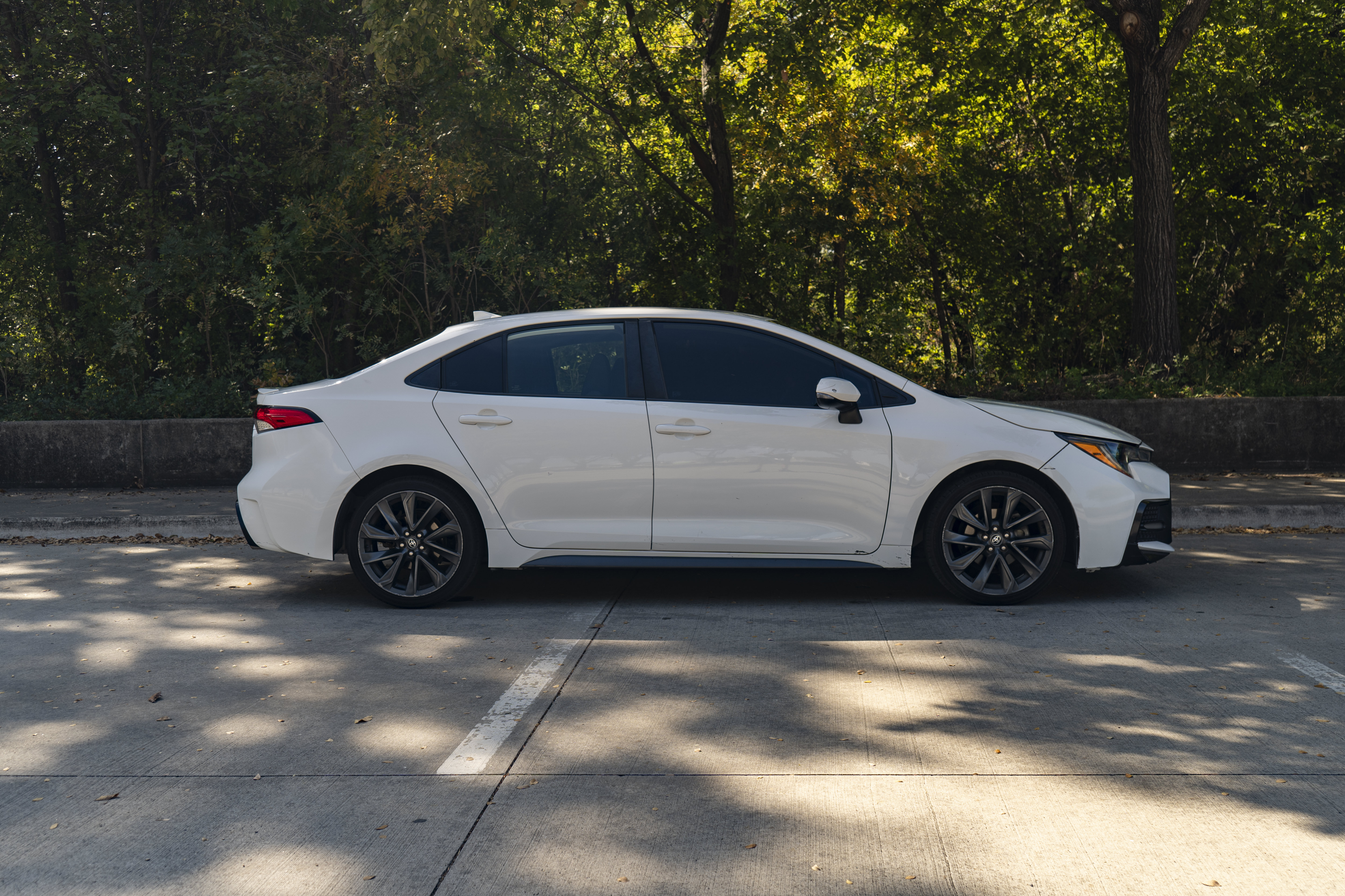 Used 2021 Toyota Corolla SE w/ Carpet Mat Package (TMS) FWD image 10