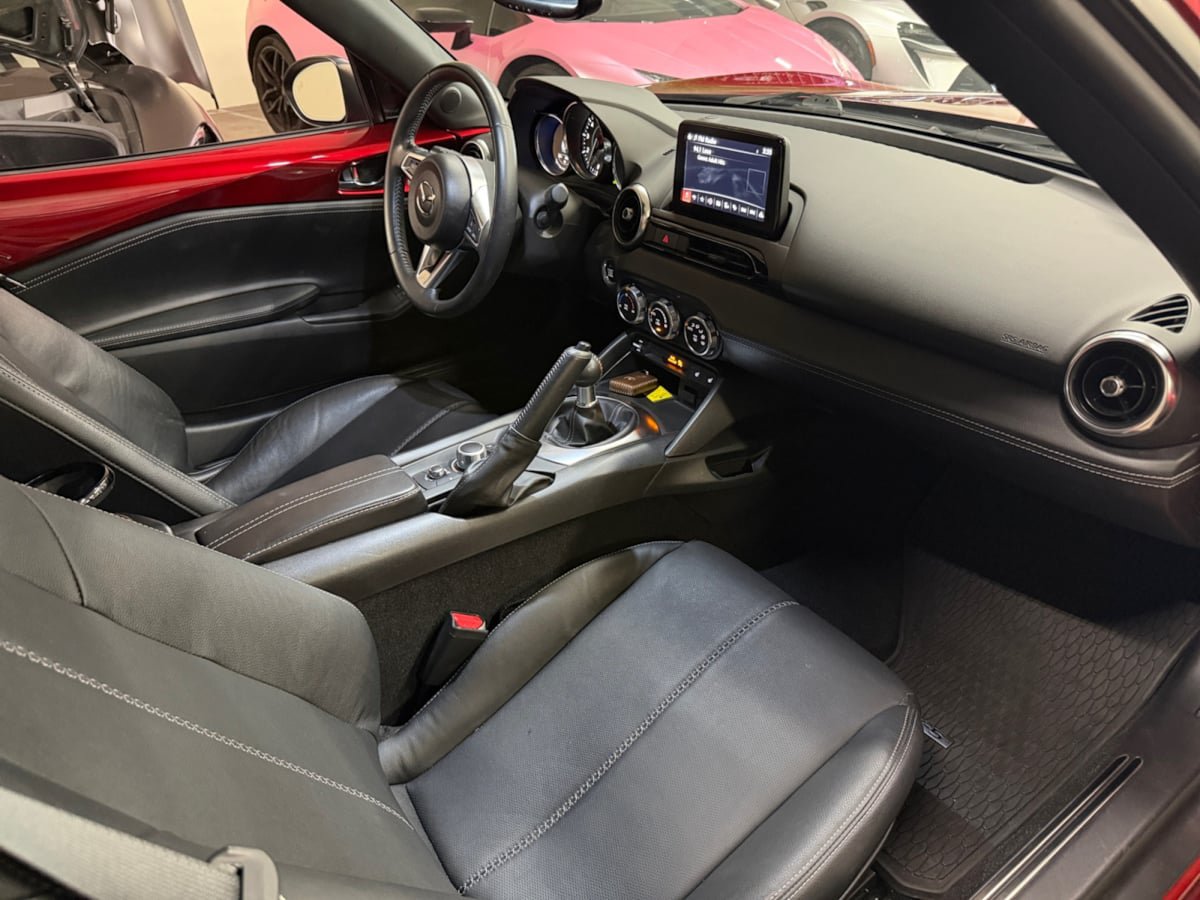 Used 2022 MAZDA MX-5 Miata RF Grand Touring w/ Weather Package RWD image 25