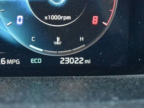 Certified 2023 Kia Sorento SX AWD/4WD image 16