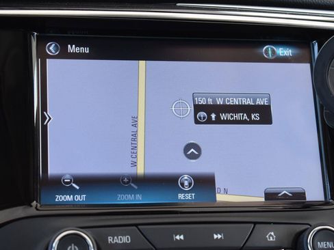 Used 2017 Buick Envision Premium AWD/4WD image 4