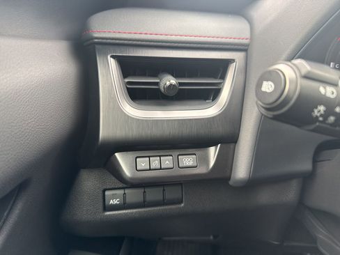 Used 2020 Lexus UX 250h F Sport image 25