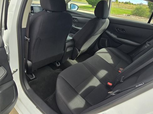 Used 2024 Nissan Sentra S FWD image 15