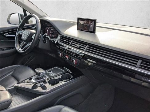 Used 2019 Audi Q7 3.0T Premium Plus image 23