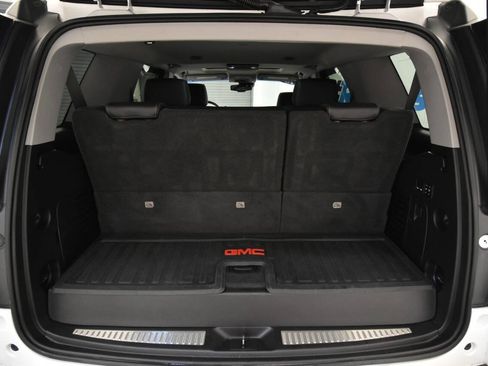 Used 2018 GMC Yukon Denali w/ Open Road Package AWD/4WD image 35