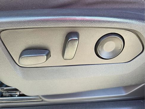 Used 2022 GMC Sierra 1500 Elevation w/ LPO, Elevation Black Package image 15