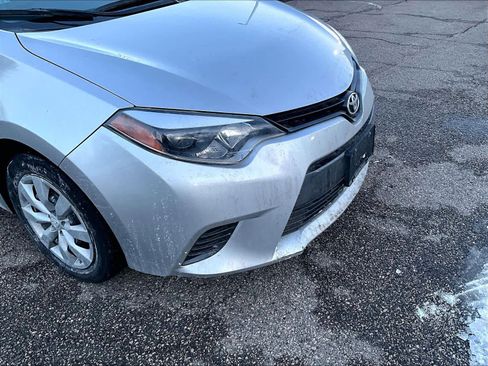 Used 2015 Toyota Corolla LE image 5