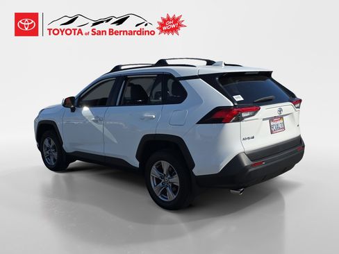 Certified 2022 Toyota RAV4 XLE image 3