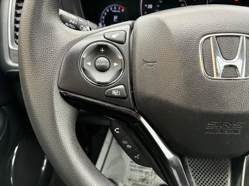 Used 2022 Honda HR-V EX image 27