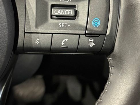 Used 2023 Nissan Rogue SV w/ SV Premium B Package image 66