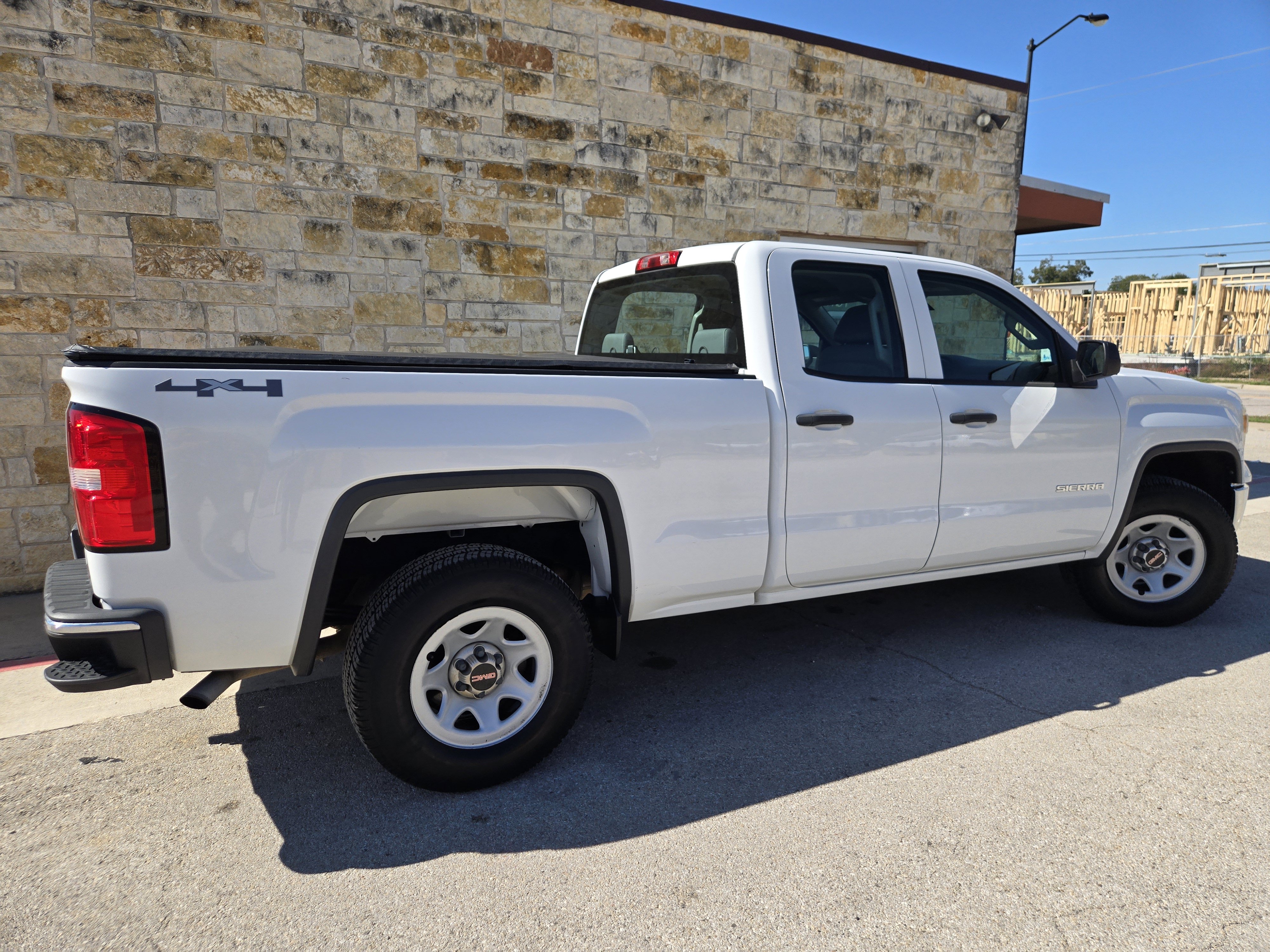 Used 2014 GMC Sierra 1500 4x4 Double Cab w/ Sierra Convenience Package image 20