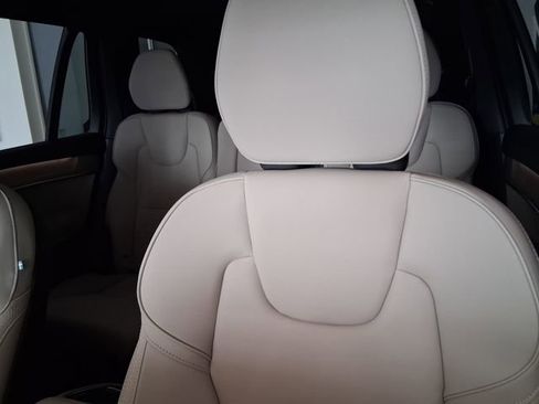 New 2026 Volvo XC90 B6 Plus w/ Protection Package Premier AWD/4WD image 20