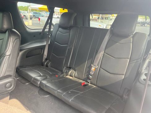 Used 2019 Cadillac Escalade ESV Platinum AWD/4WD image 23