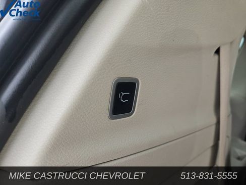 Used 2023 Chrysler Voyager LX FWD image 30