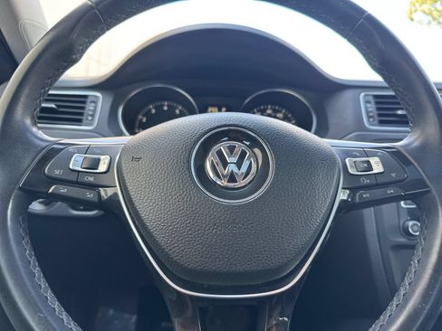 Used 2015 Volkswagen Jetta SE FWD image 22