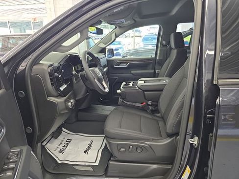 New 2026 GMC Sierra 1500 Elevation w/ LPO, Elevation Black Package image 13